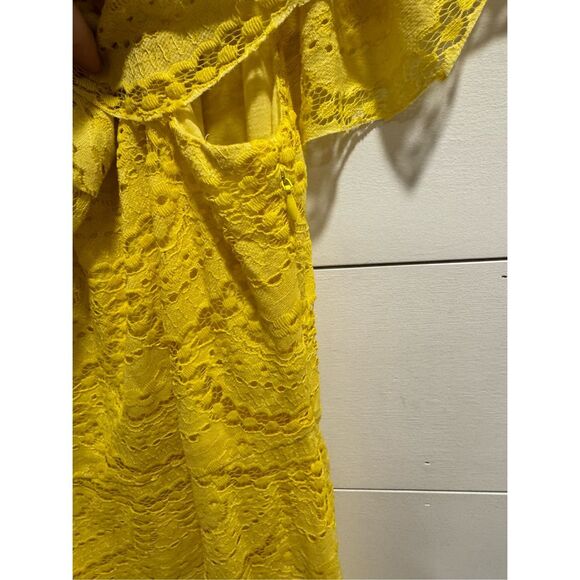 Gianni Bini Yellow Lace Maxi Dress - Picture 4 of 7